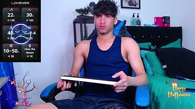 Gael Jones online show from October 30, 4:25 am