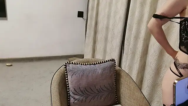 Shi luo2025 online show from September 12, 3:12 pm