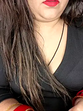 indian-hotmilfs online show from April 9, 8:36 pm