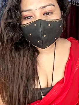 indian-hotmilfs online show from April 18, 7:58 pm