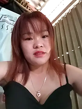 Snapshot of sukabae00 chatting on October 8, 8:23 am sukabae00 online show from October 8, 8:23 am