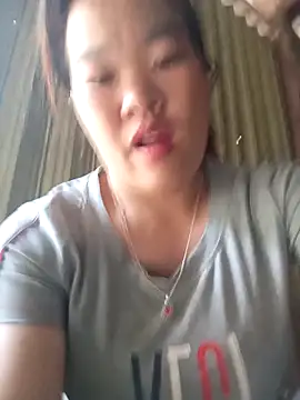 sukabae00 online show from May 4, 10:11 am