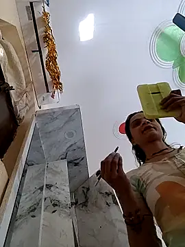 Sonam dhakad online show from February 8, 7:12 am