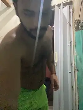 spiderfindom online show from May 15, 7:32 pm