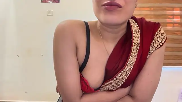 LucytheDevilQueen online show from December 5, 3:15 am