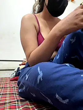 Snapshot of choleorbhature chatting on October 10, 9:41 am choleorbhature online show from October 10, 9:41 am