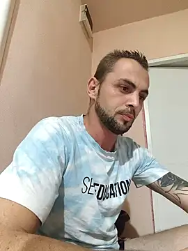 papichulo0099 online show from November 10, 7:35 pm