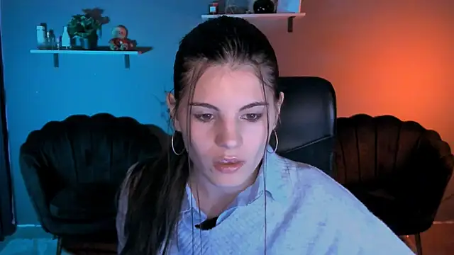 lizzie boom online show from October 19, 9:32 am