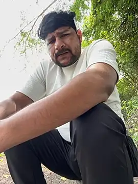 Snapshot of DeepakFucker01 chatting on September 10, 6:02 am DeepakFucker01 online show from September 10, 6:02 am