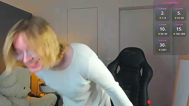 Amanda Butlerr online show from October 25, 10:12 am