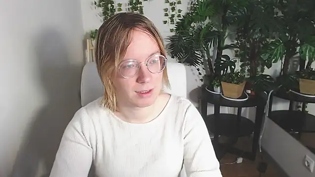 Amanda Butlerr online show from December 5, 11:08 am