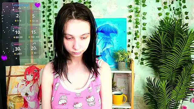Snapshot of SuzanneHowse chatting on May 18, 4:13 pm SuzanneHowse online show from May 18, 4:13 pm