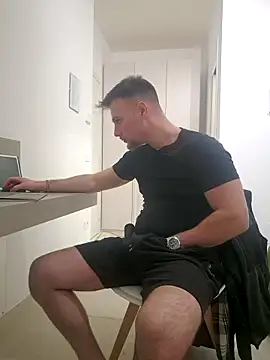 mrlyuis online show from March 22, 12:58 am