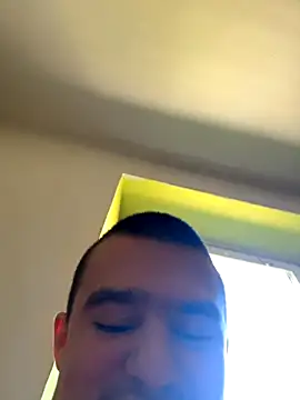 Snapshot of pussyhunter323557 chatting on October 3, 10:12 am pussyhunter323557 online show from October 3, 10:12 am