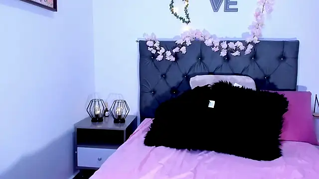 SagiraBelle online show from January 9, 4:54 pm