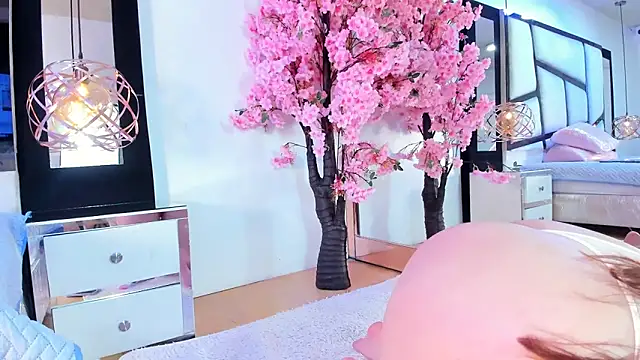 Snapshot of TessaCooper1 chatting on November 20, 9:14 pm TessaCooper1 online show from November 20, 9:14 pm