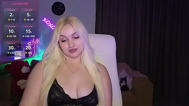 Snapshot of adrelaxina chatting on May 12, 8:06 pm adrelaxina online show from May 12, 8:06 pm