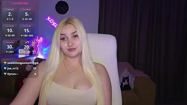 Snapshot of adrelaxina chatting on May 15, 9:44 pm adrelaxina online show from May 15, 9:44 pm