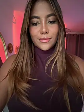 MegannHills online show from September 27, 6:13 pm