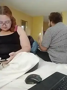 XEmoxkittyx online show from March 23, 6:06 am