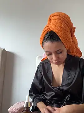 Victoria alson online show from October 12, 3:44 pm