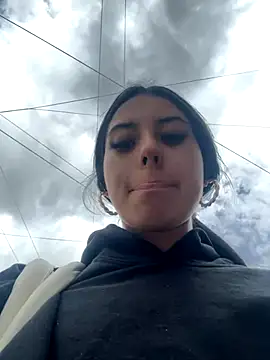 Victoria alson online show from December 3, 4:27 pm