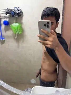 Snapshot of yheeboi chatting on March 1, 7:32 am yheeboi online show from March 1, 7:32 am