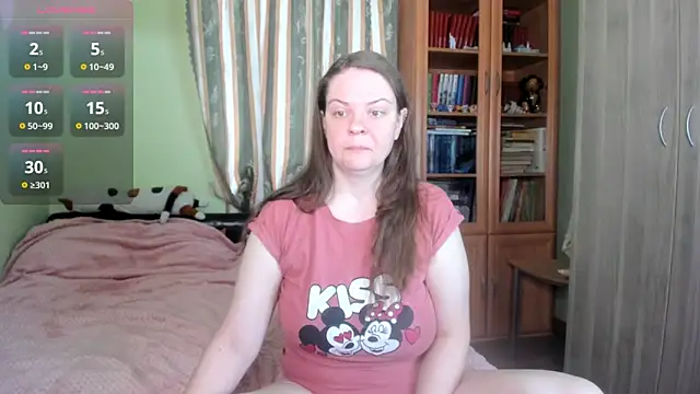 MiaLores online show from April 7, 9:21 am