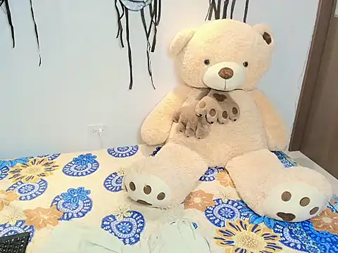 Snapshot of scarletevil chatting on November 6, 4:35 am scarletevil online show from November 6, 4:35 am