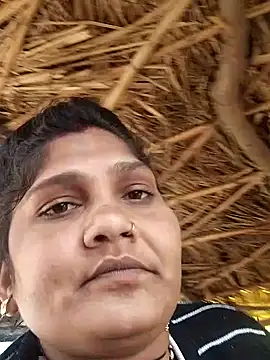 Rakhi j online show from February 3, 8:30 am