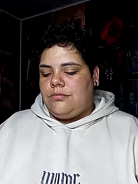 Hailey Curvy online show from March 22, 8:18 am