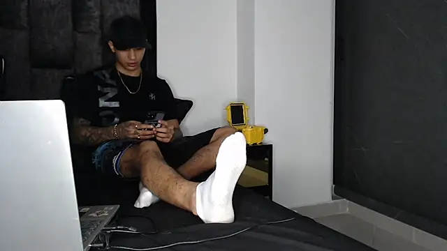 Snapshot of cash_masters777 chatting on September 26, 10:14 pm cash masters777 online show from September 26, 10:14 pm