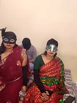 Hot modal online show from February 5, 4:44 pm