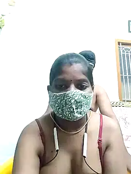 Snapshot of crazcy-couples chatting on October 16, 3:57 pm crazcy-couples online show from October 16, 3:57 pm