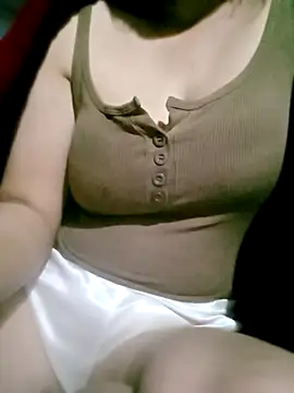 Surrilove online show from November 23, 4:07 pm