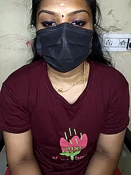 Snapshot of Tamil_Attitude_queen chatting on October 2, 7:21 pm Tamil Attitude queen online show from October 2, 7:21 pm