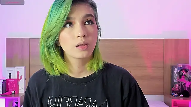 Snapshot of Akatsumi_ chatting on February 17, 11:18 am Akatsumi online show from February 17, 11:18 am