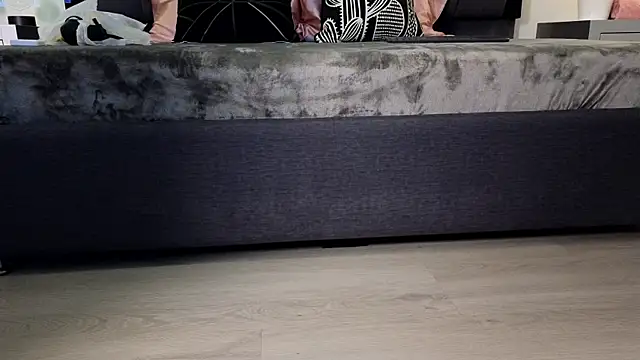 Calipso Parisi online show from November 6, 12:39 pm