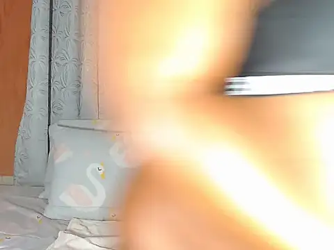 SEXY MANDYY online show from October 30, 4:36 am