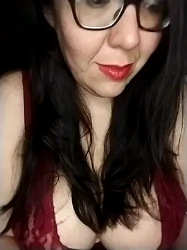 Snapshot of lucecitaxxx chatting on September 21, 5:42 am lucecitaxxx online show from September 21, 5:42 am