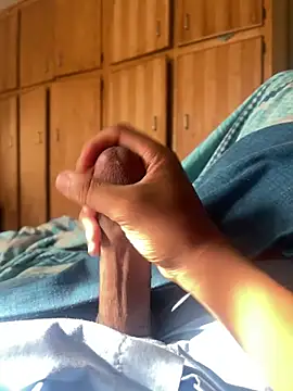 CreamyOff45 online show from February 11, 5:56 am