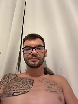 Leonsouzaof online show from January 16, 2:37 am