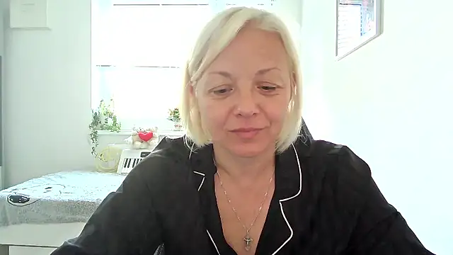 Snapshot of Linsy_Kim chatting on September 28, 7:14 am Linsy Kim online show from September 28, 7:14 am
