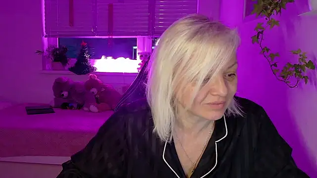 Linsy Kim online show from January 9, 6:27 am