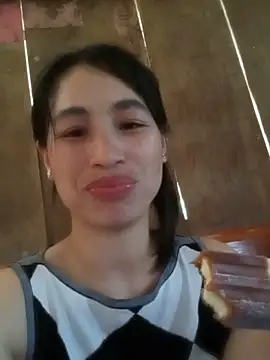 Snapshot of misa_00 chatting on May 19, 4:19 am misa 00 online show from May 19, 4:19 am