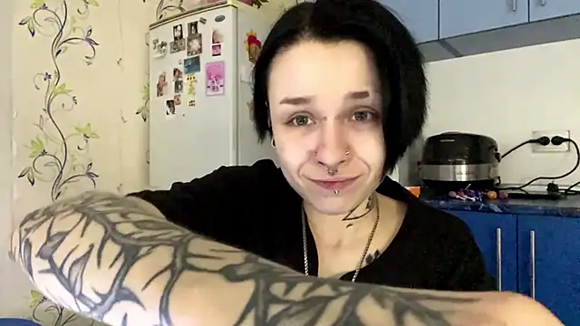 CandaceBlaze online show from October 4, 8:18 pm