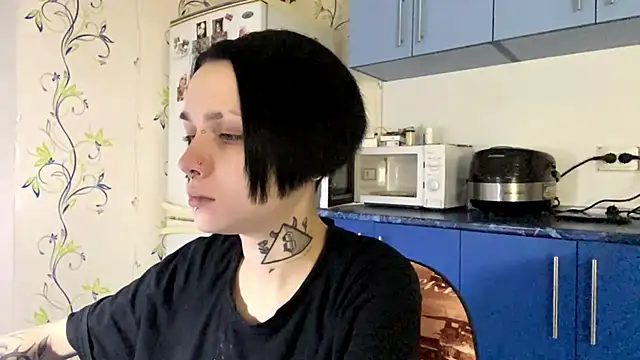 CandaceBlaze online show from October 8, 8:17 pm