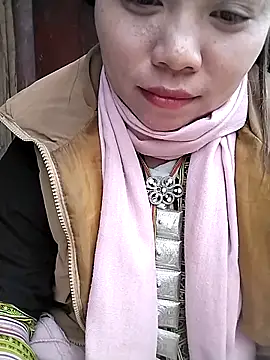 venu00 online show from February 17, 3:58 am