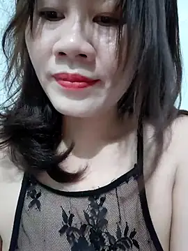 Snapshot of Singlemom69x chatting on May 24, 12:43 pm Singlemom69x online show from May 24, 12:43 pm
