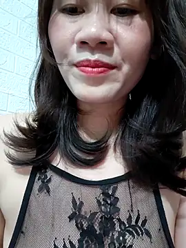 Singlemom69x online show from June 21, 1:13 pm